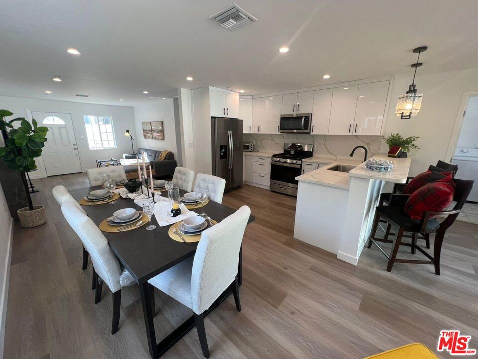 Luxury Modern Single-Family Home for Rent in Sherman Oaks. Step into this stunning, brand-new 3-bedroom, 2-bathroom single-family home in the heart of Sherman Oaks. Professionally staged and beautifully designed, this residence combines modern elegance with everyday comfort. Features You'll Love: Spacious open floor plan with abundant natural light, Designer kitchen with premium appliances (all included), Stylish living area with sleek modern fireplace, Hardwood flooring & central air throughout, 2-car parking + EV charger, Private yard perfect for entertaining or relaxing Prime Location: Close to Studio City, just minutes from Ventura Blvd's top restaurants, shopping, and easy freeway access. This rare new construction offers the perfect balance of luxury and convenience, ready for you to move in and enjoy.