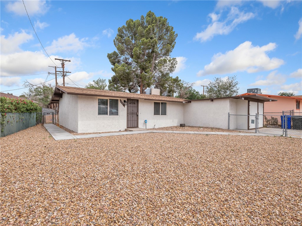 15533 Heartsease Lane