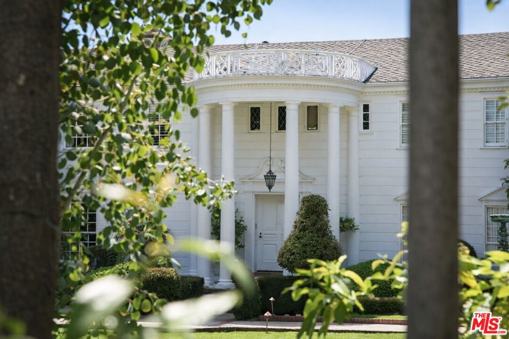 251 N Bristol Avenue