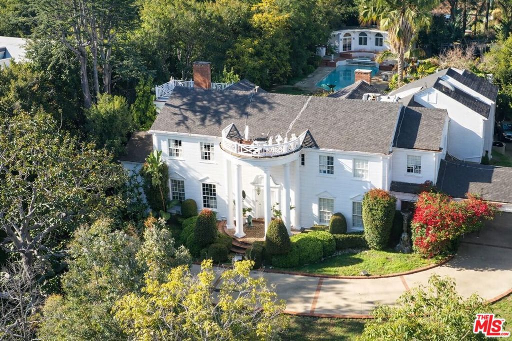 251 N Bristol Avenue