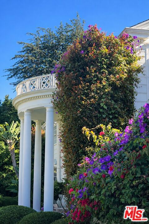 251 N Bristol Avenue