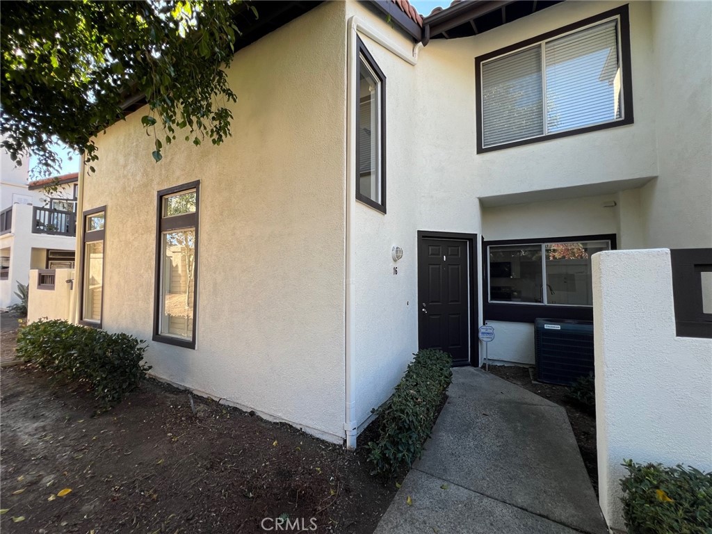 Palm Court (LHC) - Residential Lease