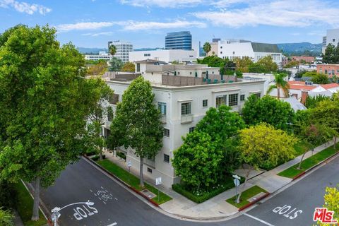 Photo of 9601 Charleville Boulevard #5, Beverly Hills, CA 90212 (MLS # 25599903)