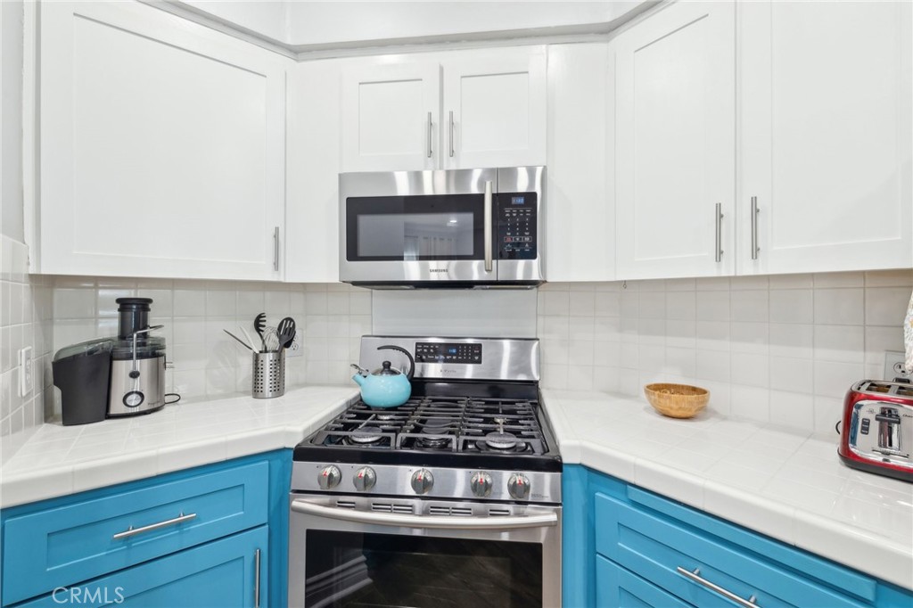 14914 Hamlin 104