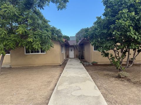 Photo of 22640 Cohasset St, West Hills, CA 91307 (MLS # PW26098947)