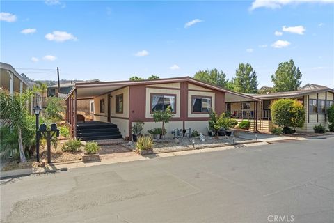 Photo of 3663 Buchanan Street #15, Riverside, CA 92503 (MLS # SW25189131) Photo of 3663 Buchanan Street #15, Riverside, CA 92503 (MLS # SW25189131)