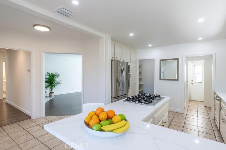 736 W 158th Street