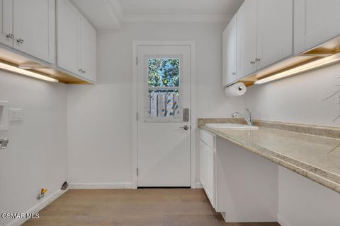 Tiny photo for 860 Yorkshire Avenue, Thousand Oaks, CA 91360 (MLS # 226000978)