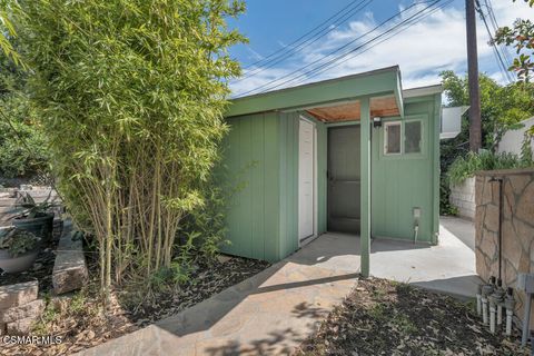 Tiny photo for 860 Yorkshire Avenue, Thousand Oaks, CA 91360 (MLS # 226000978)