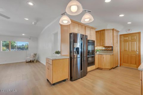 Tiny photo for 860 Yorkshire Avenue, Thousand Oaks, CA 91360 (MLS # 226000978)