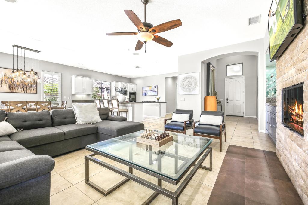 Montage at Santa Rosa - Residential