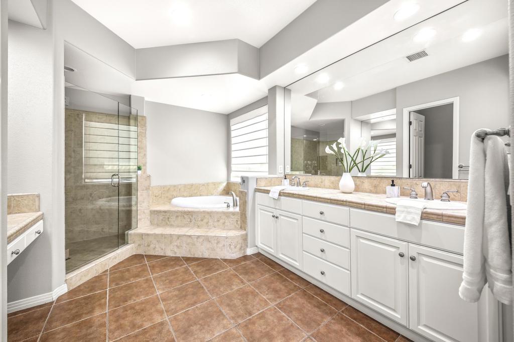 Montage at Santa Rosa - Residential