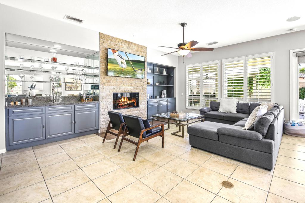 Montage at Santa Rosa - Residential