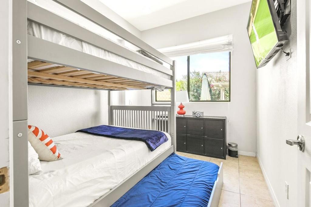 Montage at Santa Rosa - Residential