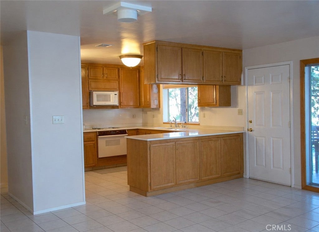 11667 Highway 178