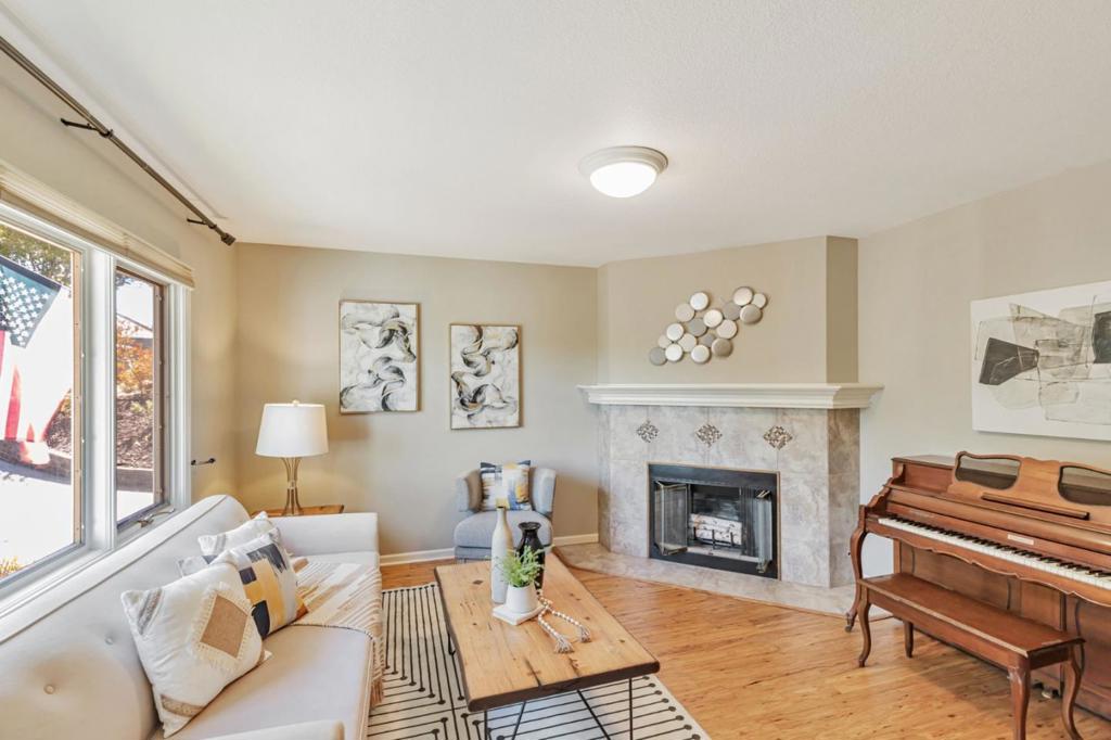 3785 Live Oak Lane