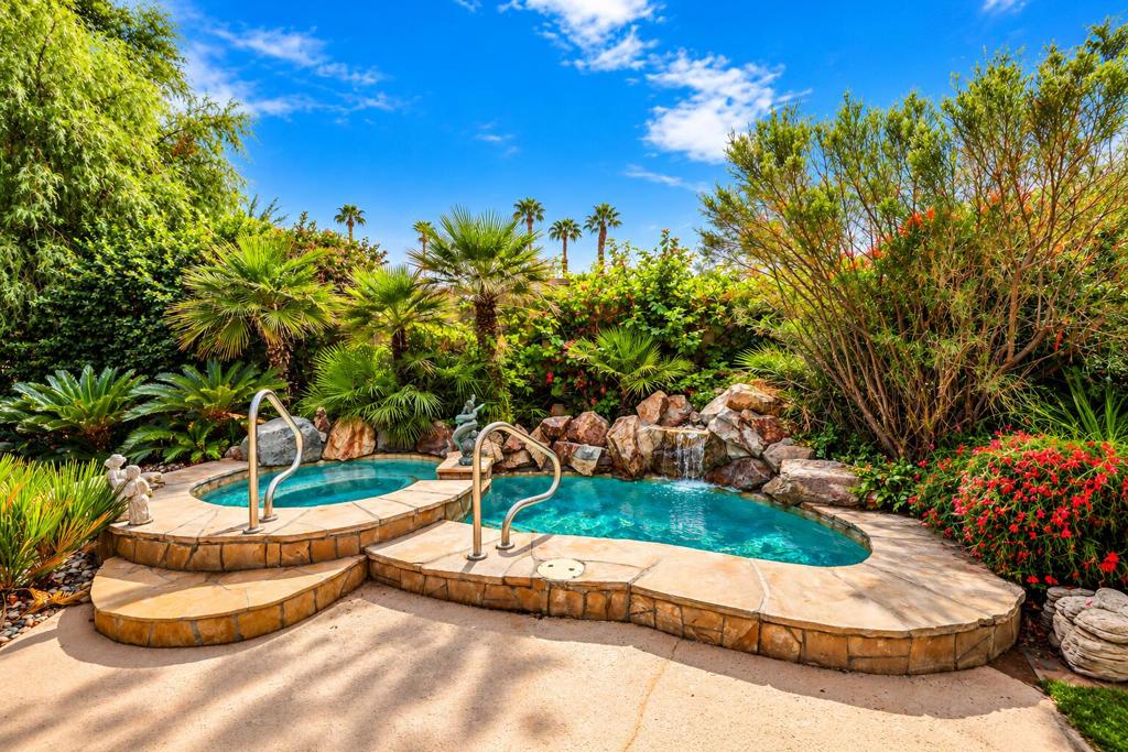 Properties 3 139 Blue River Drive