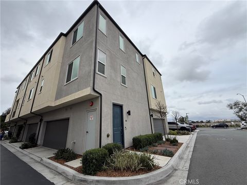 Photo of 5494 Seacliff Place #55, San Diego, CA 92154 (MLS # SW26038955)