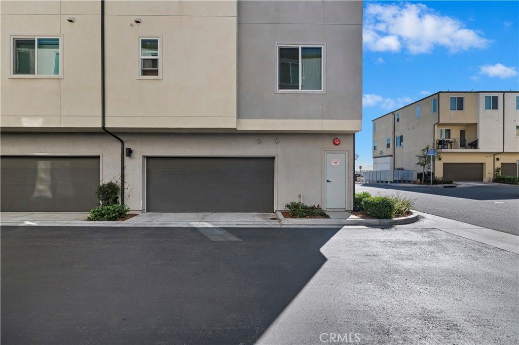 5494 Seacliff Place 55