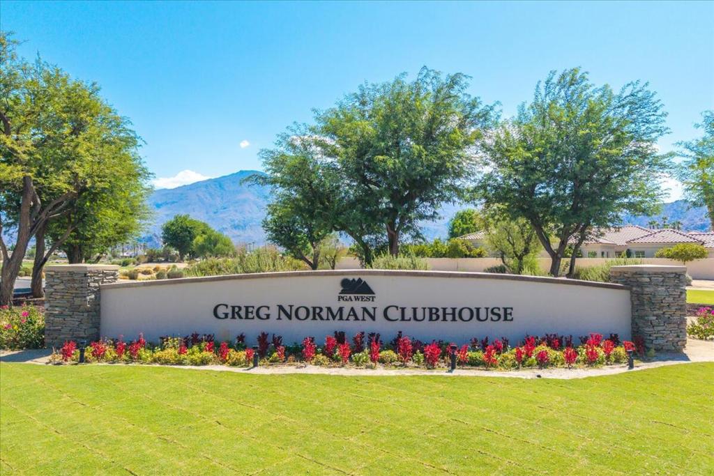 55120 Autumn Valley Court