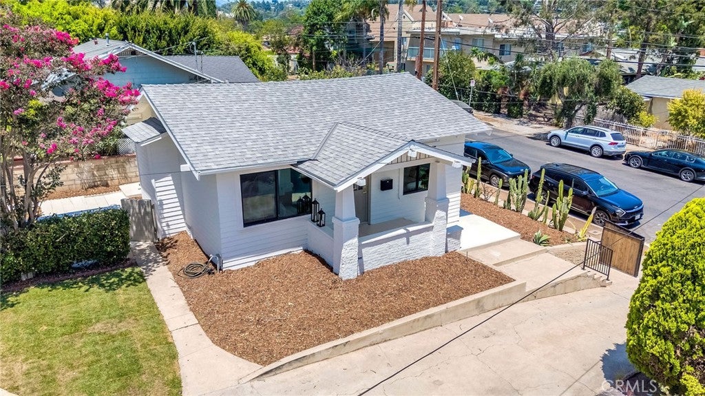 1325 Talmadge ST, Los Angeles CA 90027