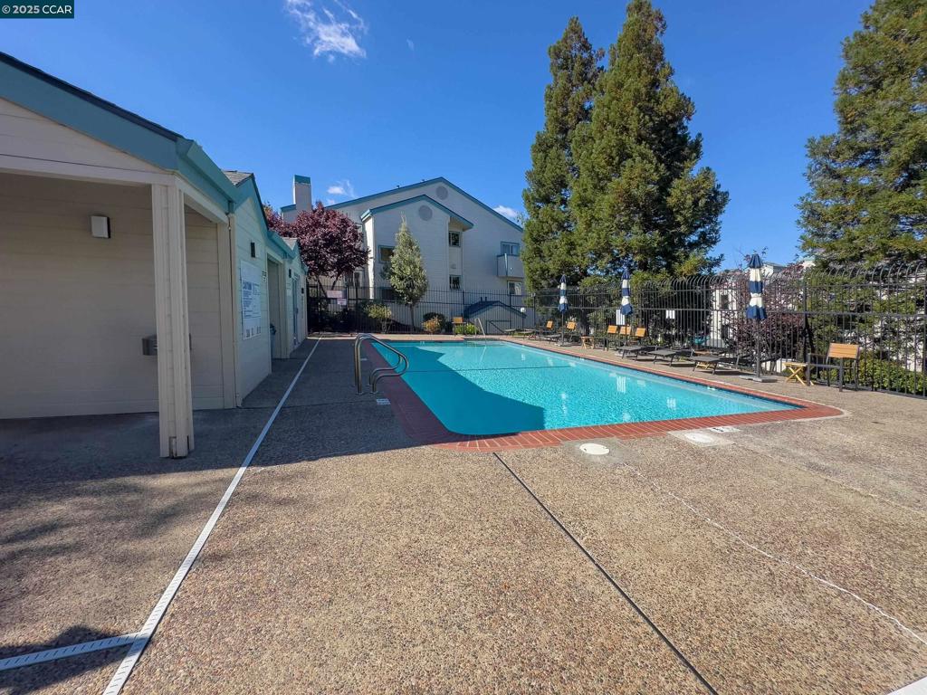 GALINDO CREEK - Residential