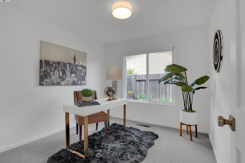 FOOTHILL FARMS - Residential