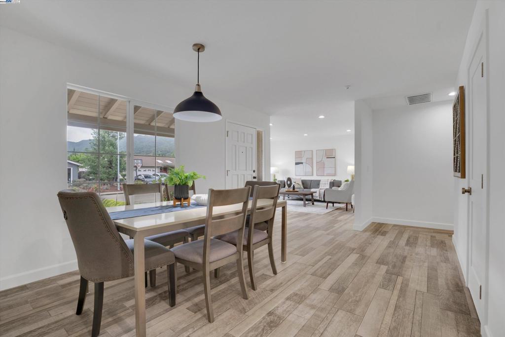 FOOTHILL FARMS - Residential