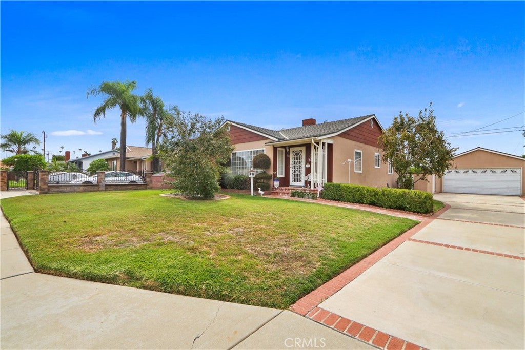1240 E Rowland