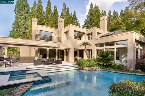 Photo of 4257 4257 Golden Oak Court Ct, Danville, CA 94506 (MLS # 41124627)