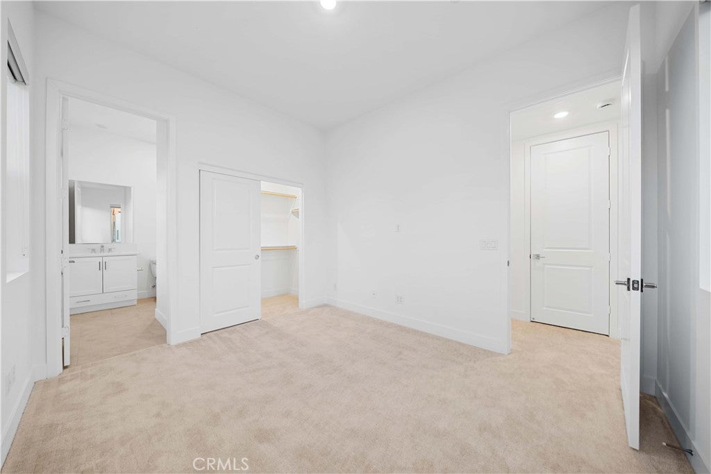 141 Sawbuck, Irvine CA 92618 - Photo 31