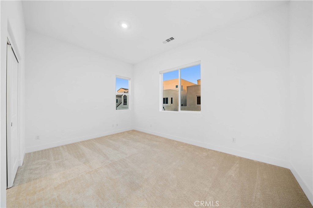 141 Sawbuck, Irvine CA 92618 - Photo 34