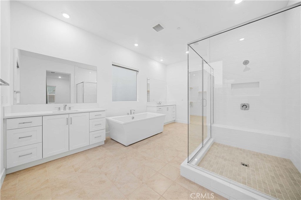141 Sawbuck, Irvine CA 92618 - Photo 44