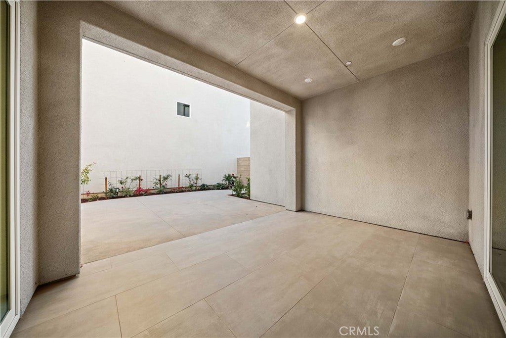 141 Sawbuck, Irvine CA 92618 - Photo 17