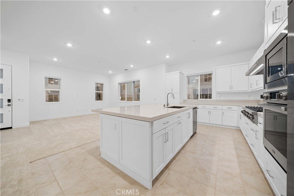 141 Sawbuck, Irvine CA 92618 - Photo 12