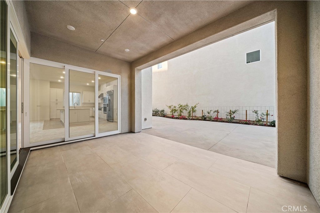 141 Sawbuck, Irvine CA 92618 - Photo 18