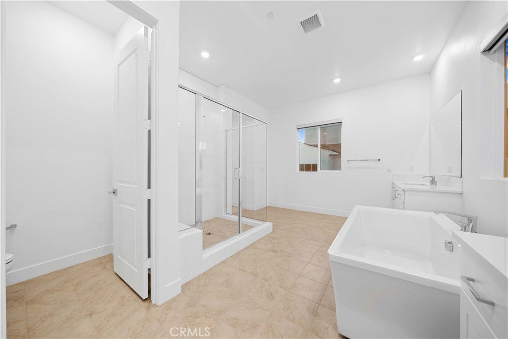 141 Sawbuck, Irvine CA 92618 - Photo 46