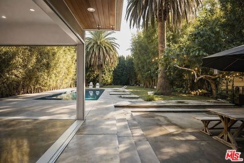 Photo of 4430 Lindblade Drive, Los Angeles, CA 90066 (MLS # 26650983)