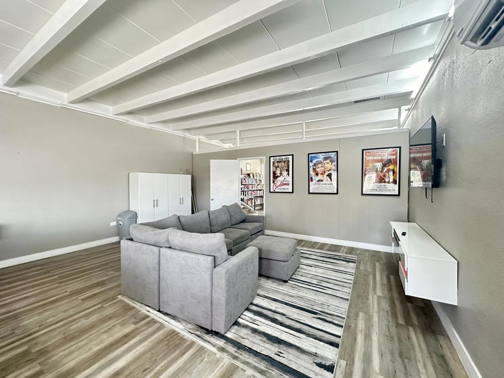 Not Applicable-1 - Manufactured In Park