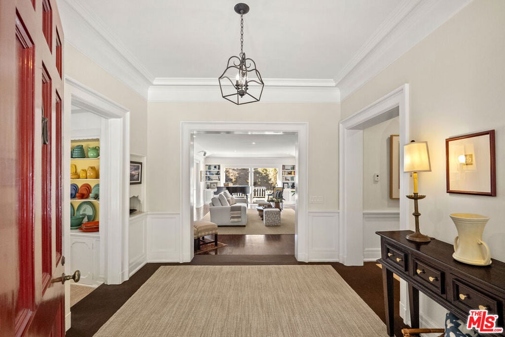 Properties 1 2109 Castilian Drive