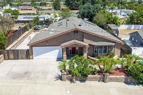 8364 Lake Ashwood Avenue San Diego CA 92119
