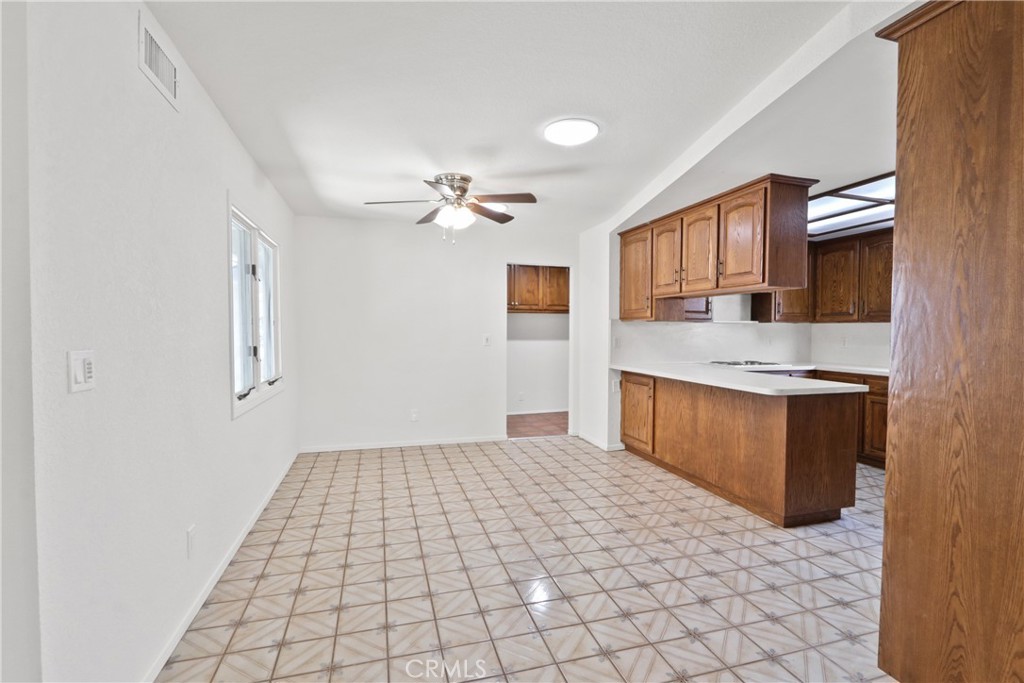 17565 Santa Monica