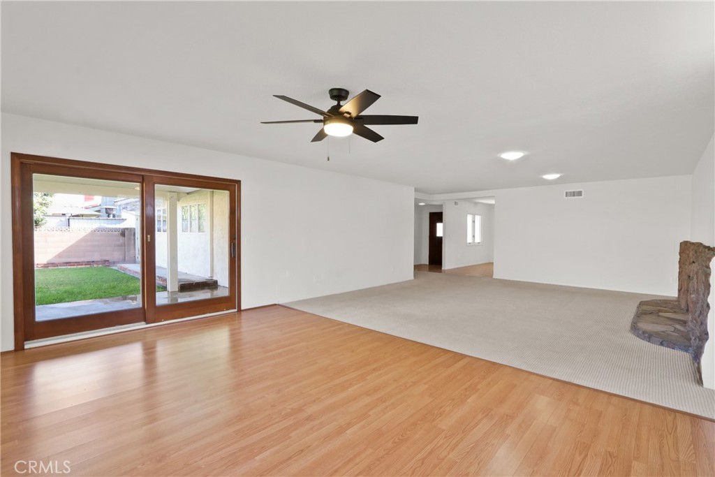 17565 Santa Monica