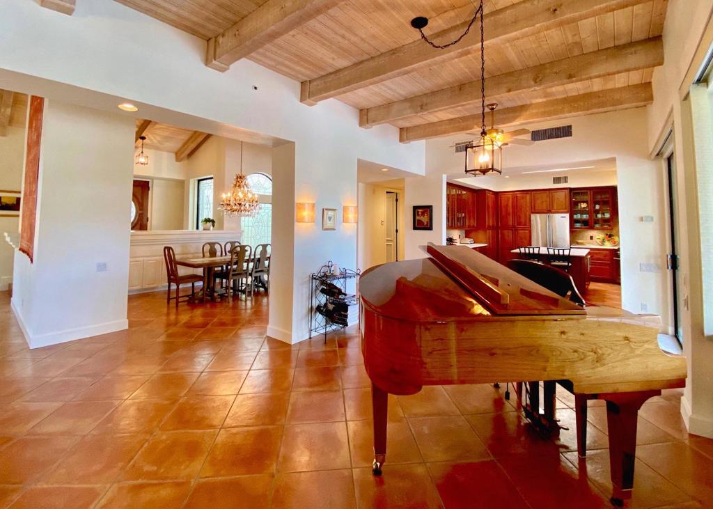 Andreas Palms - Residential