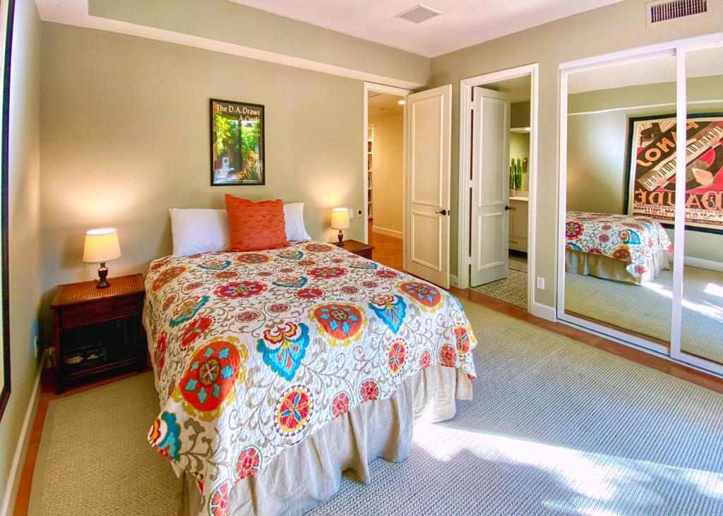 Andreas Palms - Residential