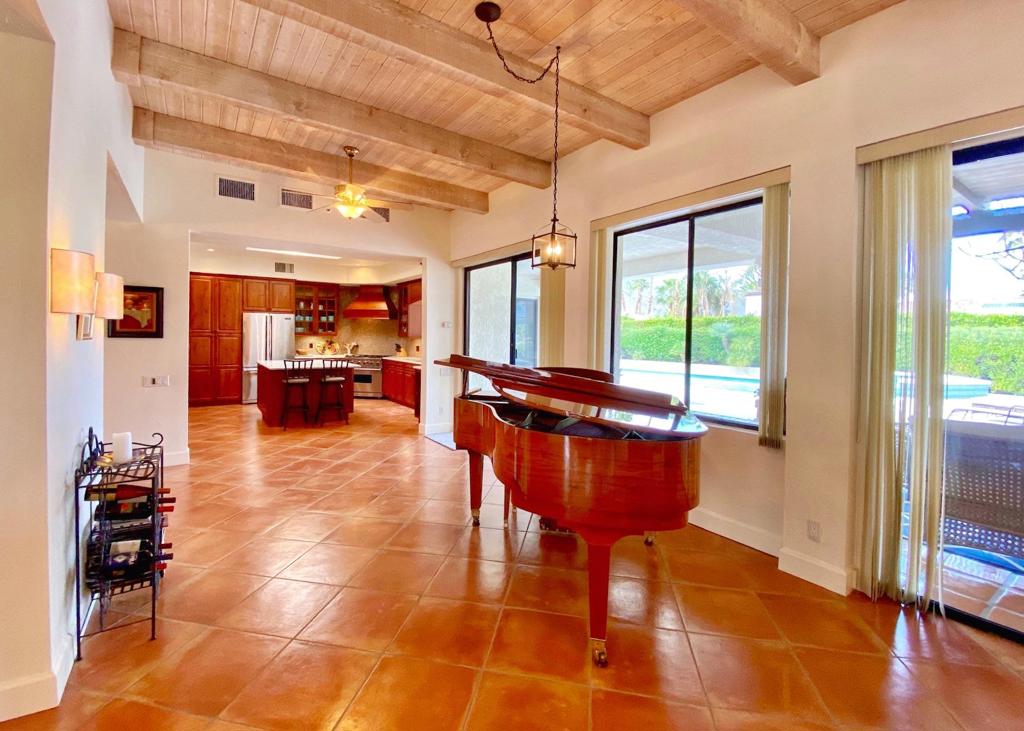 Andreas Palms - Residential