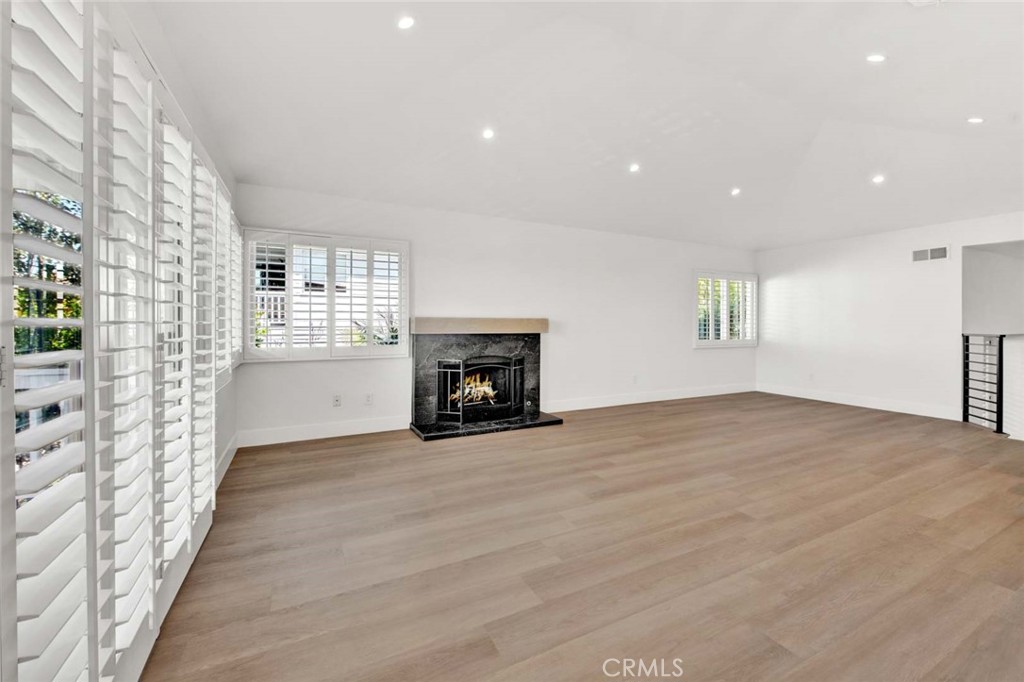 Corona del Mar North of PCH (CNHW) - Residential Lease