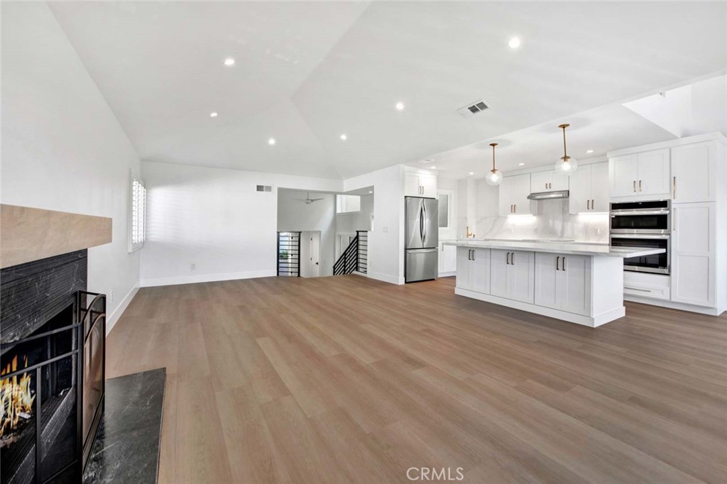 Corona del Mar North of PCH (CNHW) - Residential Lease