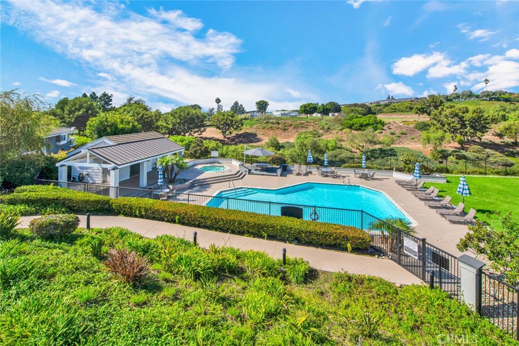 Corona del Mar North of PCH (CNHW) - Residential Lease