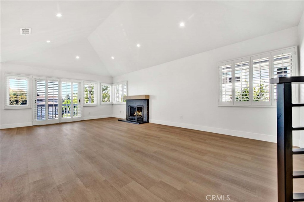 Corona del Mar North of PCH (CNHW) - Residential Lease